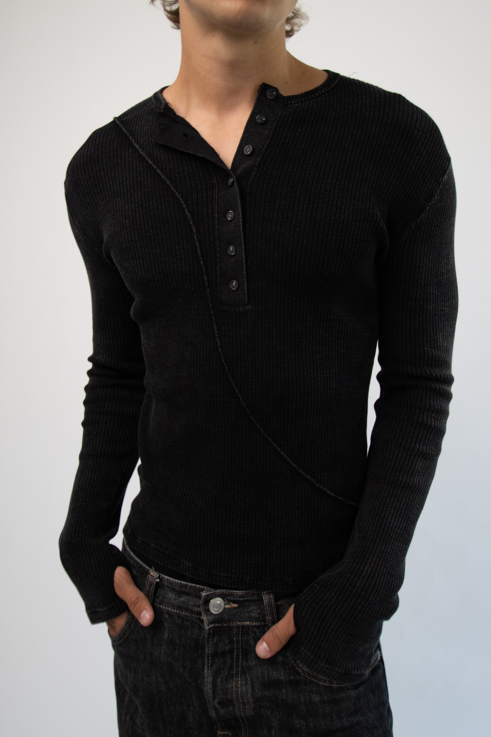 SLIM LIGHT BUTTON SHIRT BLACK WASHED