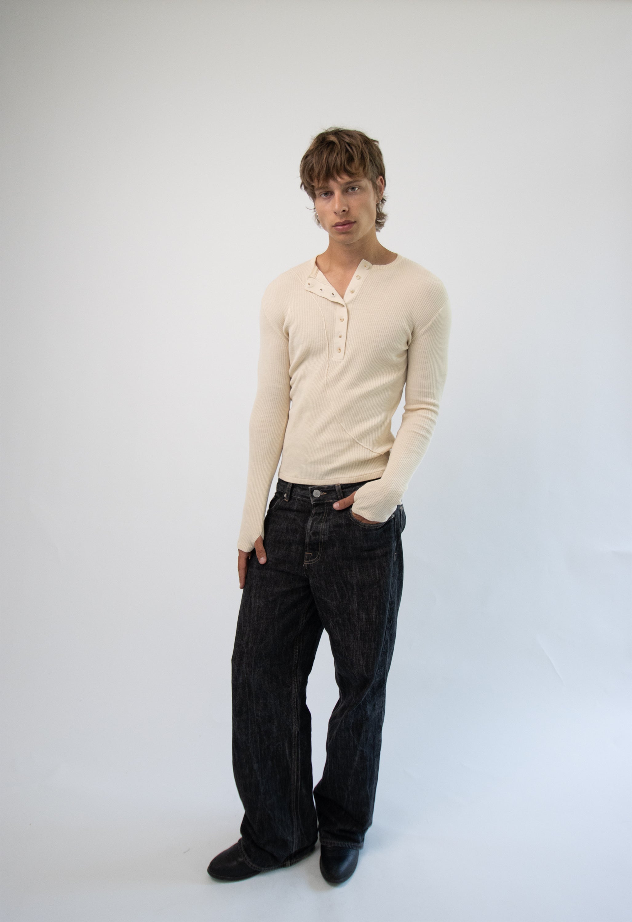 SLIM LIGHT BUTTON SHIRT OFF WHITE