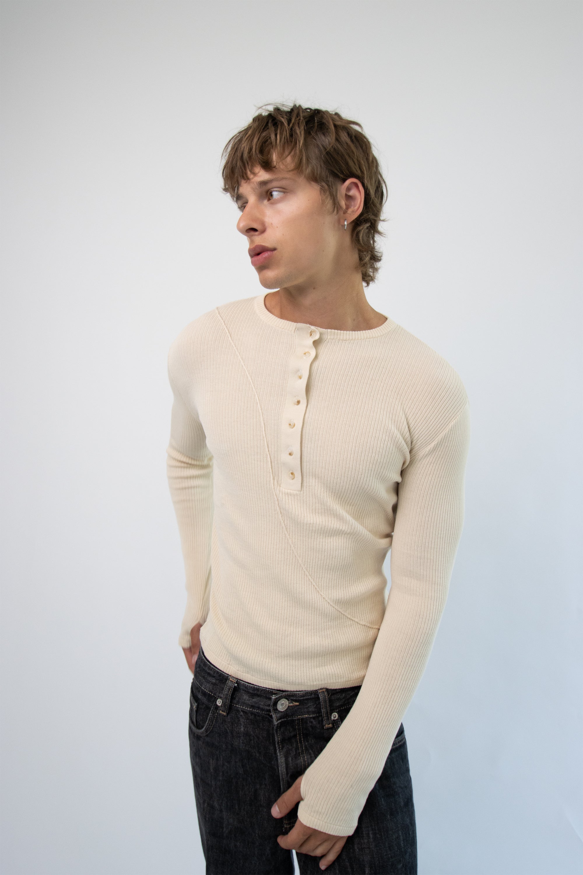 SLIM LIGHT BUTTON SHIRT OFF WHITE